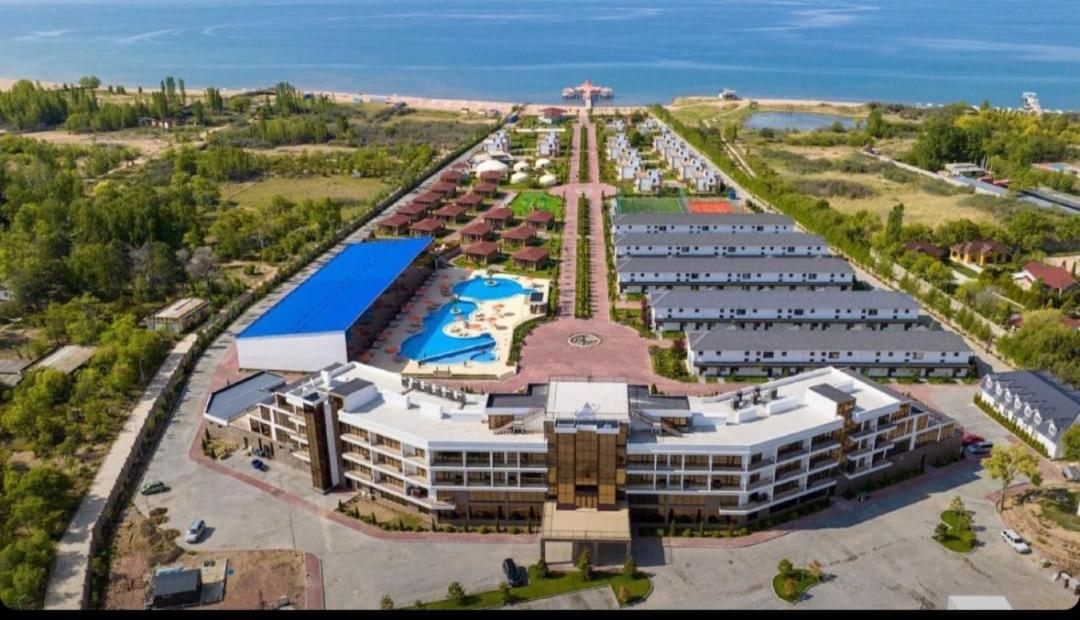 Таунхаус В Baytur Resort Bosteri Eksteriør billede